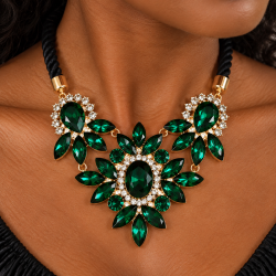 Necklace & Earrings Jewellery Set, Flower Pendant.Swarovski Crystal Elements