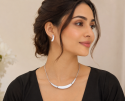 Swarovski Crystal Elements & Real Mother of Pearl Jewellery Necklace, Earring Set