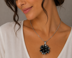 Womens Starburst Pendant Chain Necklace Jewelry Cubic Zirconia Crystal Element
